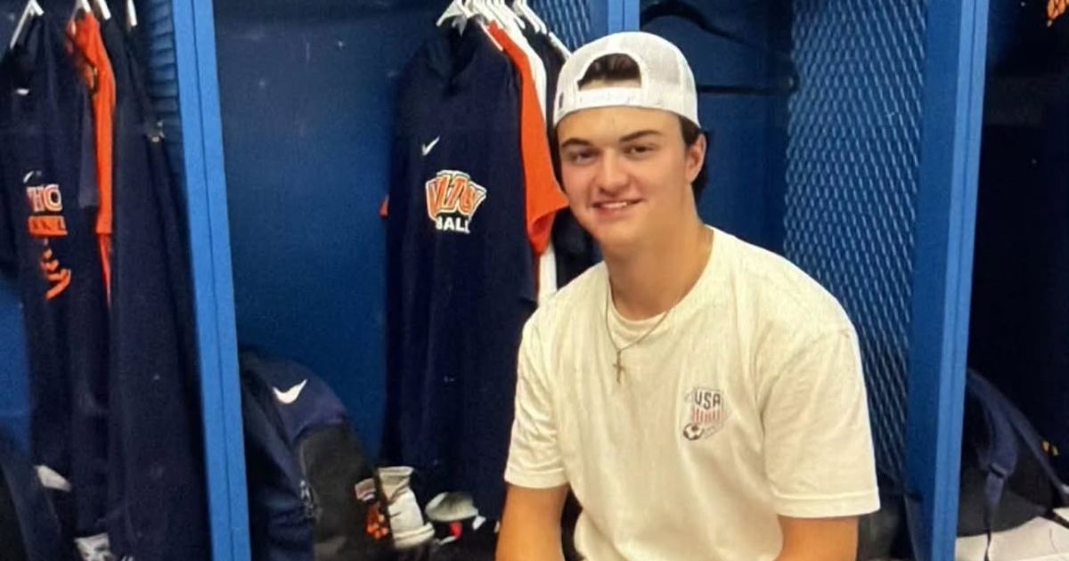 Wheaton College Baseball Player Tommy Offer, 18, Dead After Being Struck by Train Leaving Church Wheaton College Baseball Player Tommy Offer, 18, Dead After Being Struck by Train Leaving Church