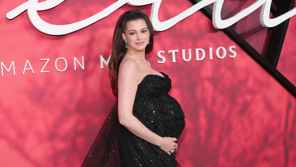 NEW YORK, NEW YORK - SEPTEMBER 29: Anne Hathaway attends Amazon MGM Studios' "Verity" New York Premiere at AMC Lincoln Square 13 on September 29, 2026 in New York City. (Photo by Dimitrios Kambouris/Getty Images)