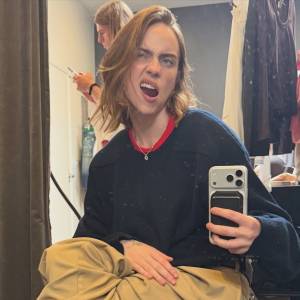 billie eilish celebrity hair makeover 2026 1