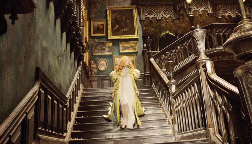 Mia Wasikowska in Crimson Peak