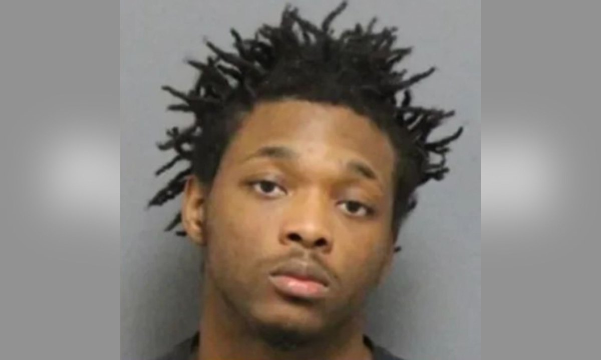 Dad Arrested After Dropping Infant Off at Grandparents House With Skin 'Peeling' Off From Hot Bath