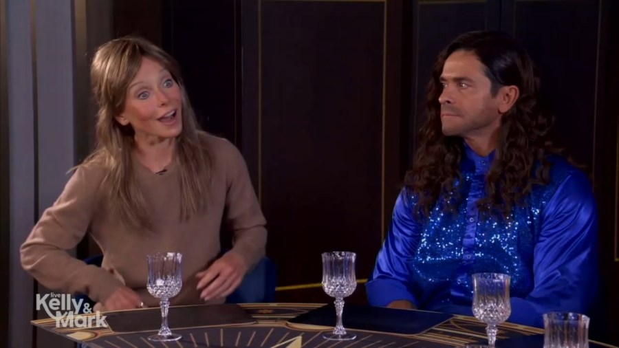 Kelly Ripa and Mark Consuelos Pull Off 60 Halloween Costumes on &lsquo;Live&rsquo;