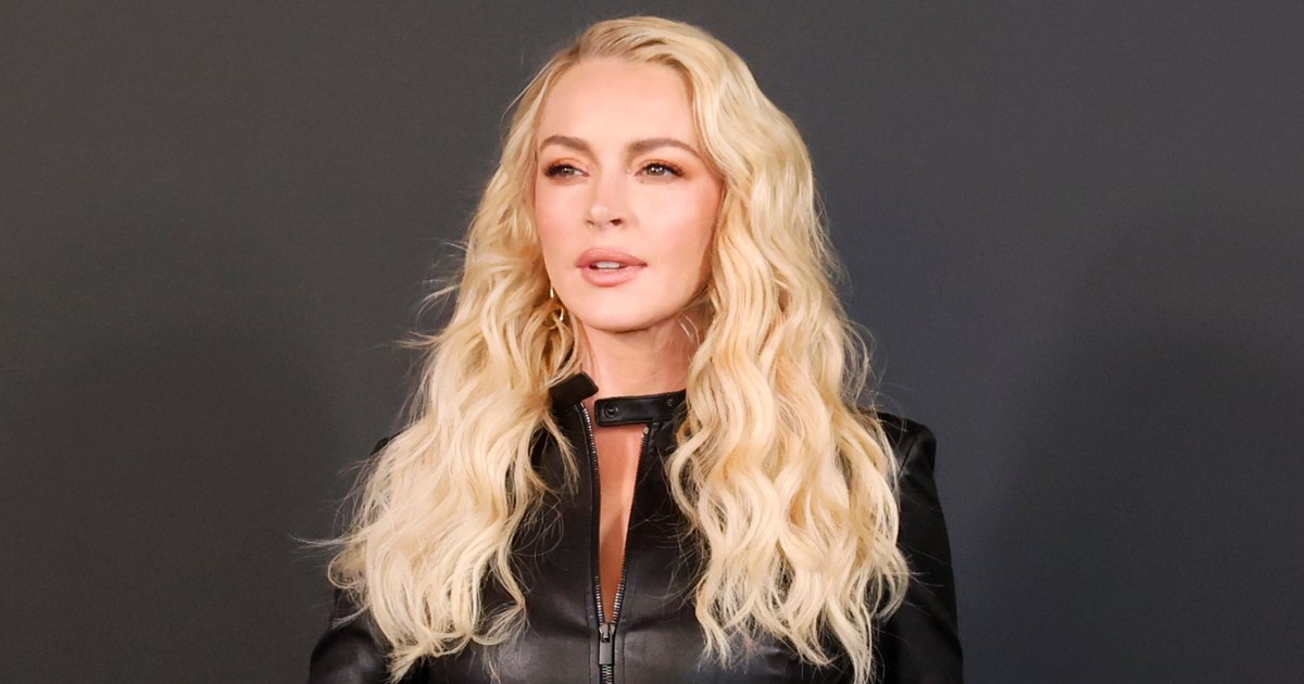 Lindsay Lohan’s Easy-Going Cardigan Goes With Literally Everything, as Does This Amazon Twin Lindsay Lohan’s Easy-Going Cardigan Goes With Literally Everything, as Does This Amazon Twin