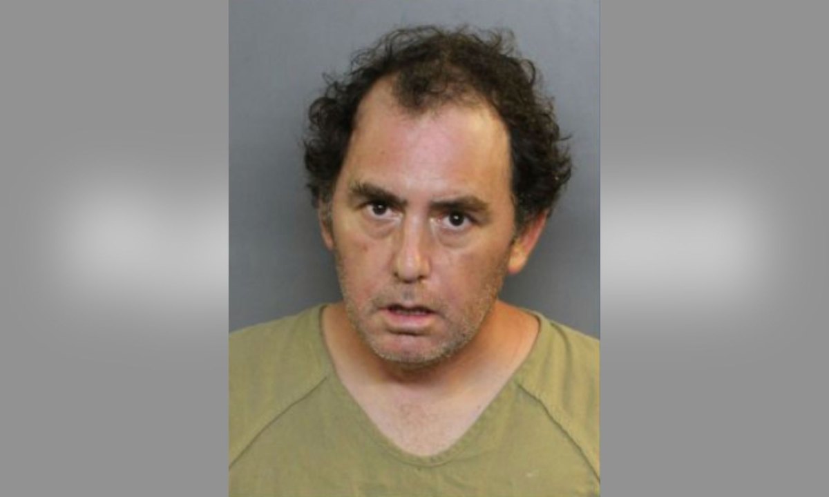 Man Slashed Publix Shopper, 70, in Random Attack Because He Doesn’t Like People From the 1960s