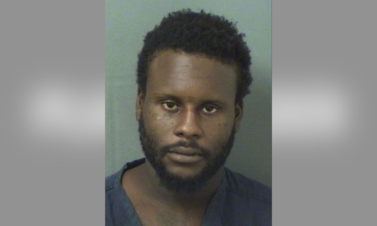 Man Stabbed Pregnant Girlfriend as She Curled Up in Ball to Protect Unborn Child