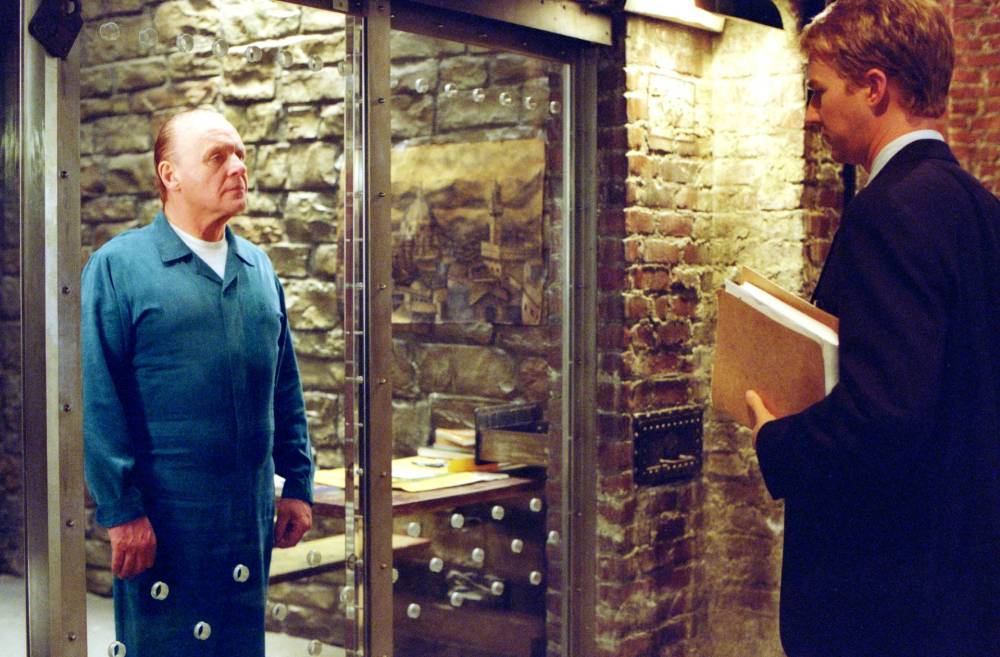 Anthony Hopkins and Edward Norton in Red Dragon
