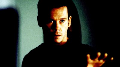 Kevin Bacon in Stir of Echoes