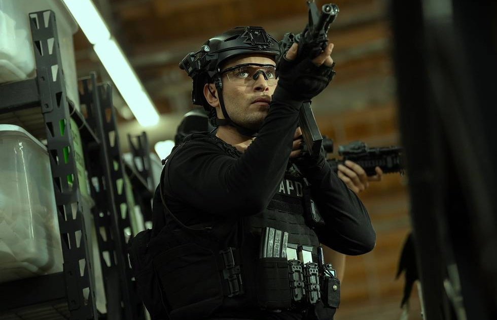 S.W.A.T: Exiles’ Ronen Rubinstein Unpacks His Character’s Shocking Undercover White Supremacy Case (Exclusive)