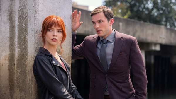 Anya Taylor-Joy and Nicholas Hoult in The Menu