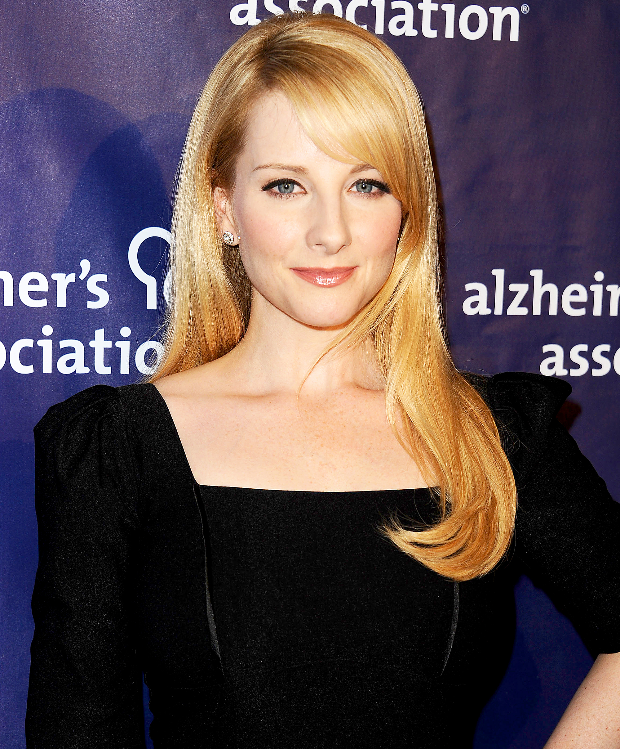 2000px x 2414px - Big Bang Theory' Star Melissa Rauch Is Pregnant After Suffering Miscarriage