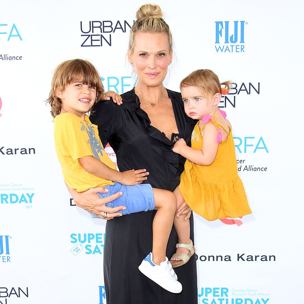 Molly Sims, Brooks and Scarlett