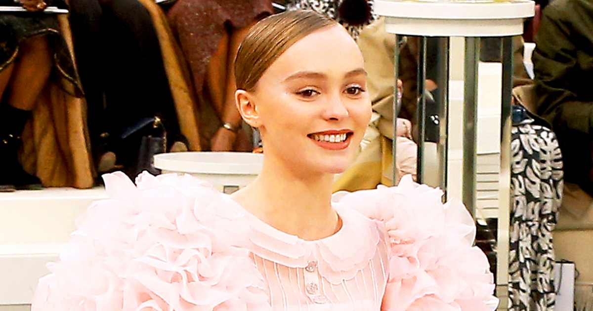 Lily-Rose Depp Stuns at the Chanel Couture Show: Photos