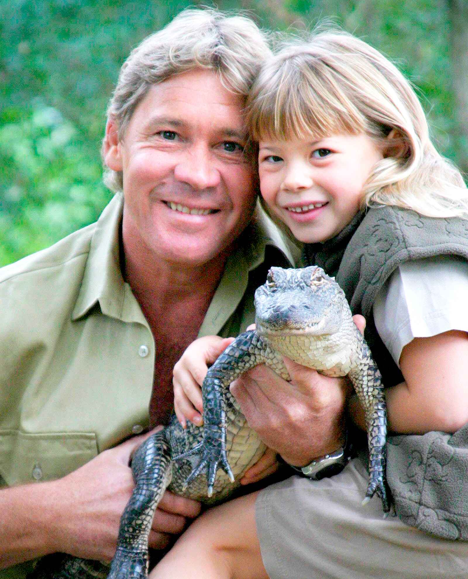 Steve Irwin Wrestling A Crocodile