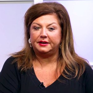Abby lee miller zoom 2758038c 3222 40cd ad0f 2ceb4d19fcb6