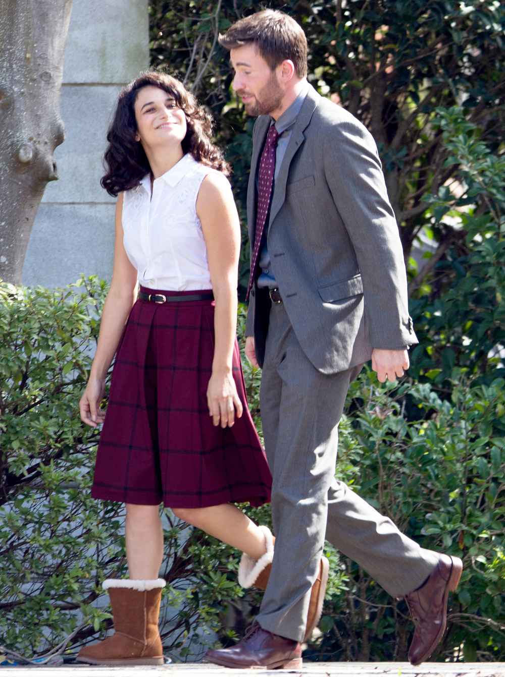 Jenny Slate and Chris Evans