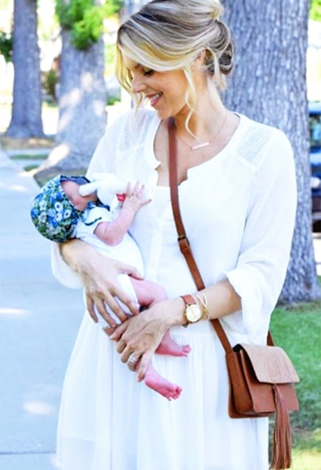 Ali Fedotowsky and her daughter Molly