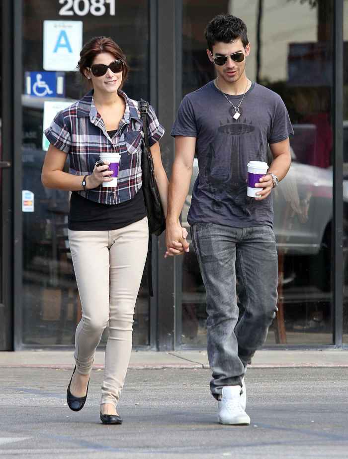 Sep 29 2010 ASHLEY GREENE and JOE JONAS can't keep their eyes or hands off each other, while getting their caffeine fix at a Coffee Bean in Los Feliz, CA