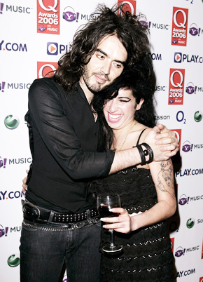 1311518630_russell brand amy winehouse blog