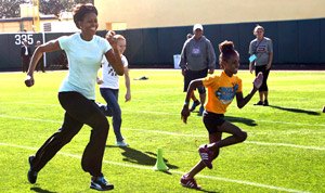 Michelle Obama Exercise Routine Inside Michelle Obama's Grueling Workout Routine - Us Weekly