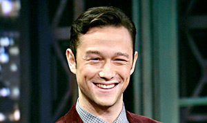 Joseph Gordon-Levitt Has a Secret Girlfriend, "Not In Show Business"