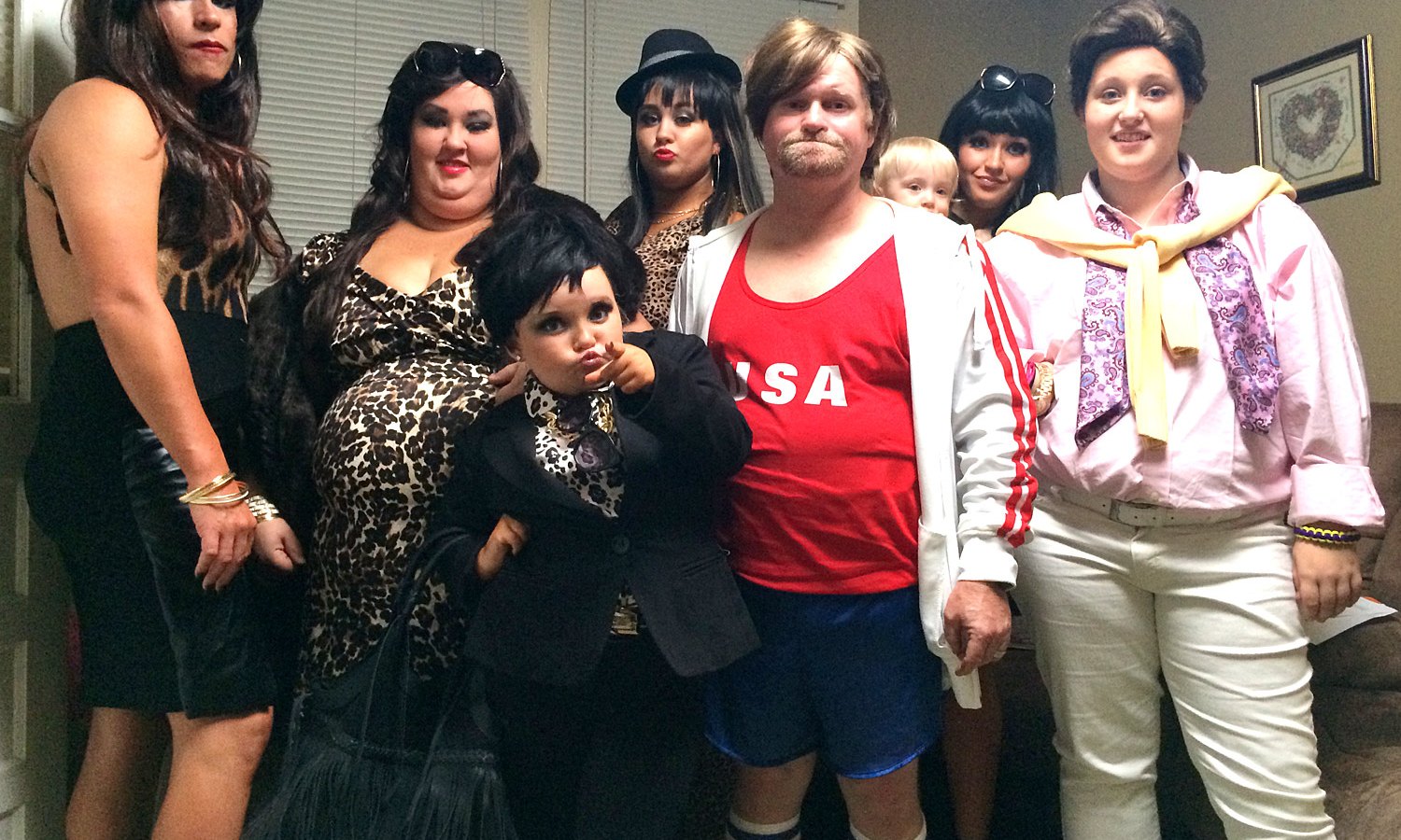 Honey Boo Boo and Family dress up as The Kardashians for Halloween