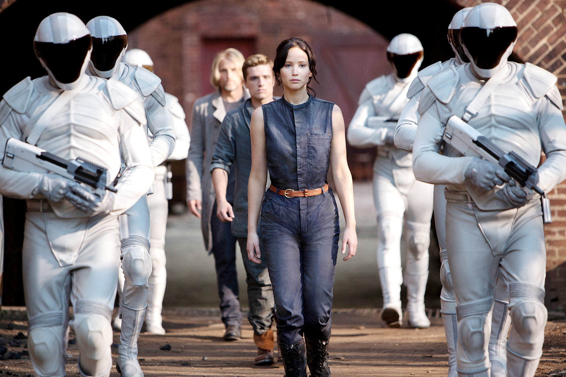Hunger Games Catching Fire Review: Sequel Delivers to Loyal Fans