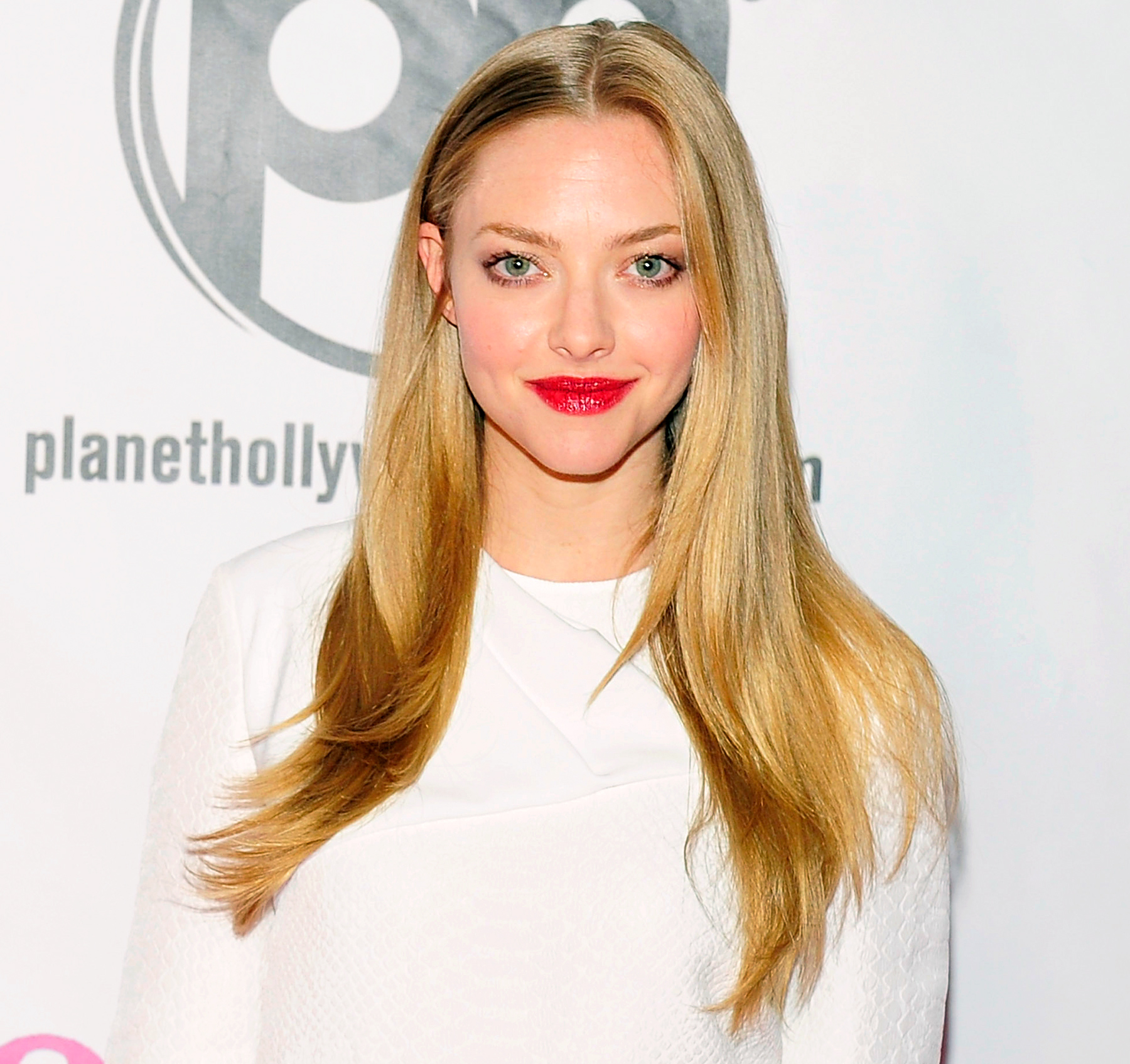 Amanda Seyfried to Star in Ted 2, Will Replace Mila Kunis in Lead Role