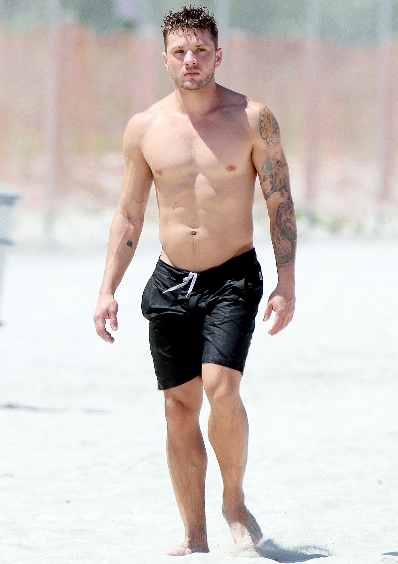 Ryan Phillippe Looks Ripped Shirtless, Hits Beach In Miami: Pictures