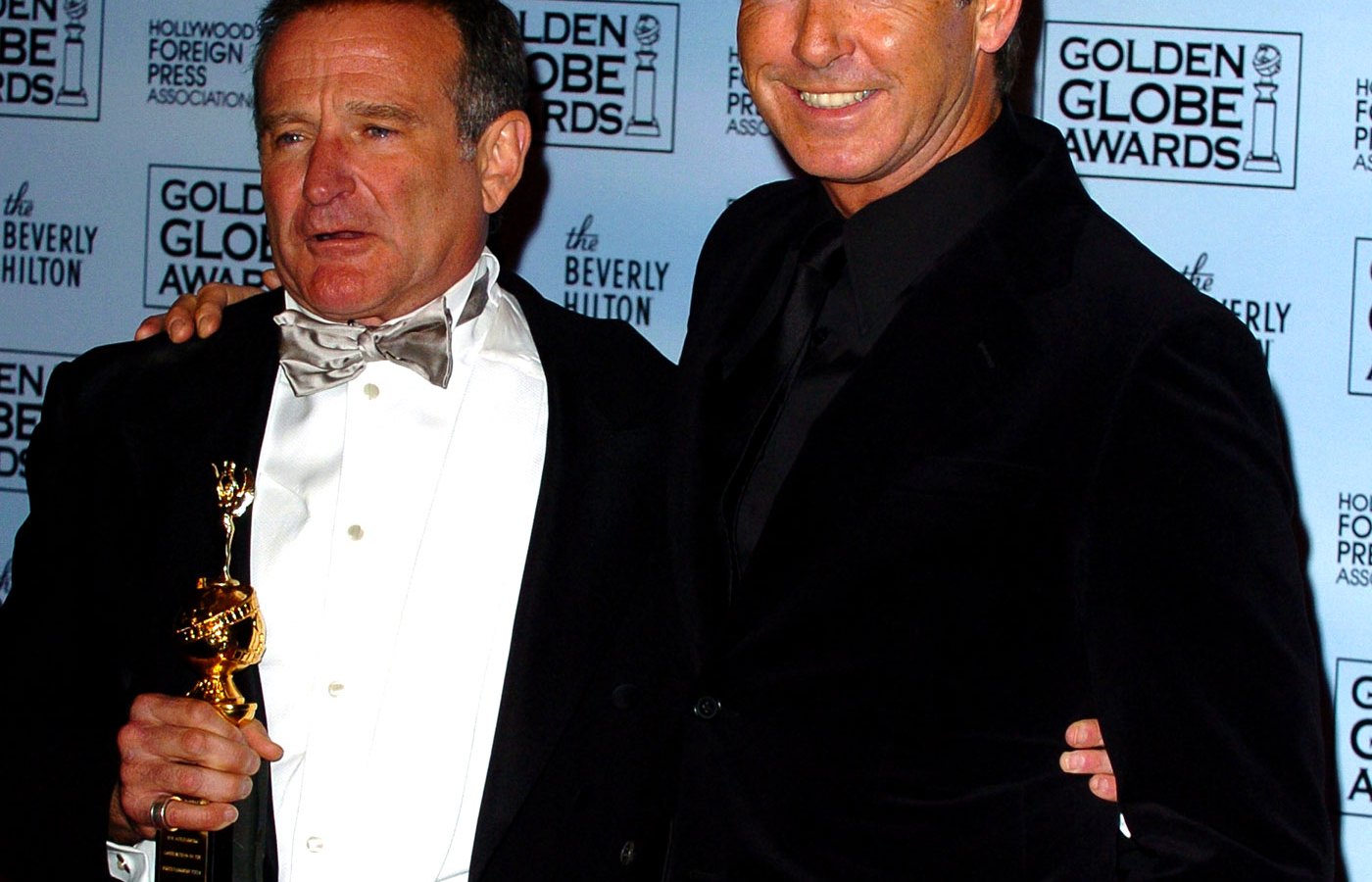 Pierce Brosnan remembers his pal Robin Williams