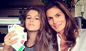 Cindy Crawford's Daughter Kaia, 13, Is Her Mini-Me: Photo