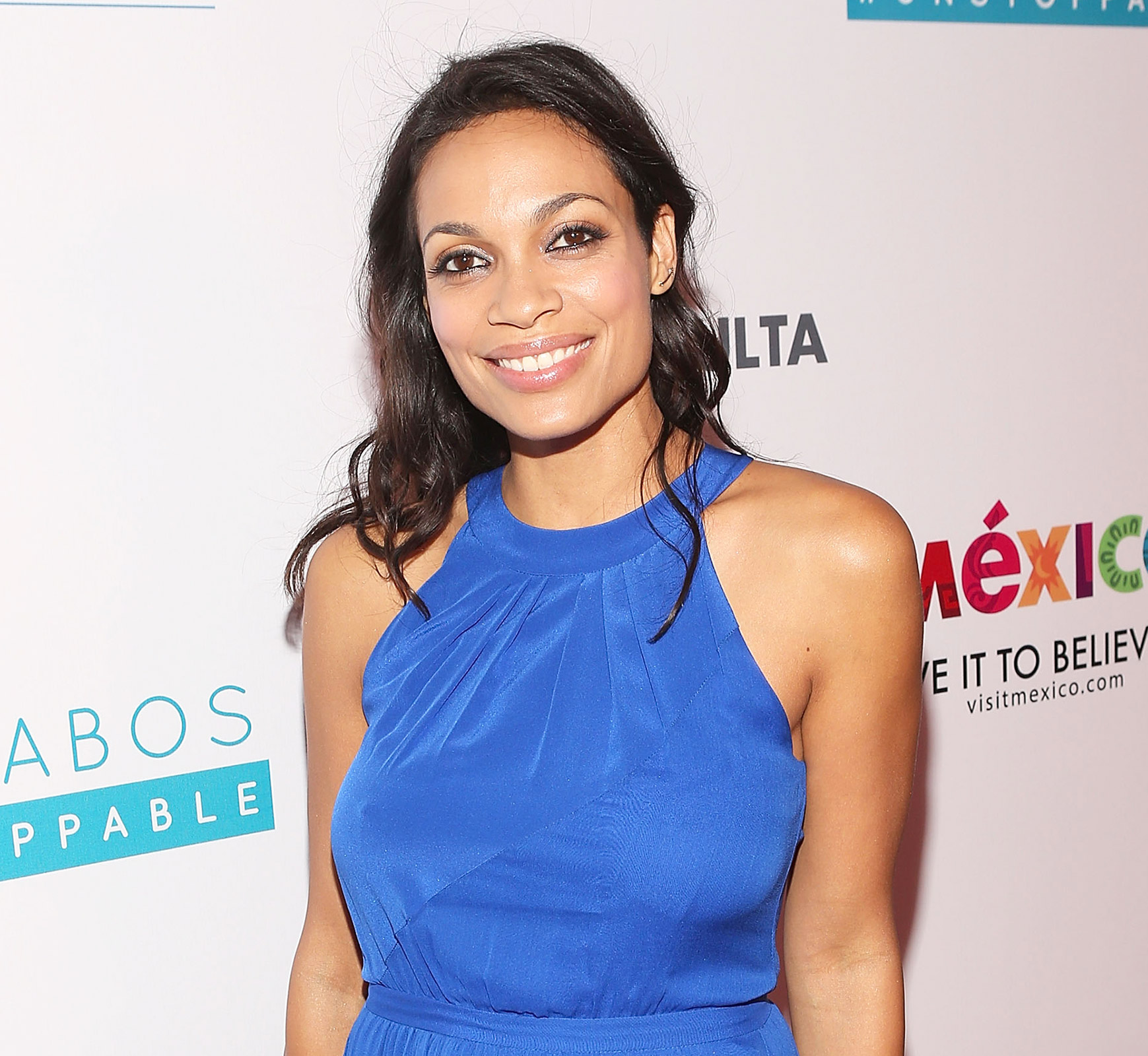 Rosario Dawson Adopts 12-Year-Old Daughter