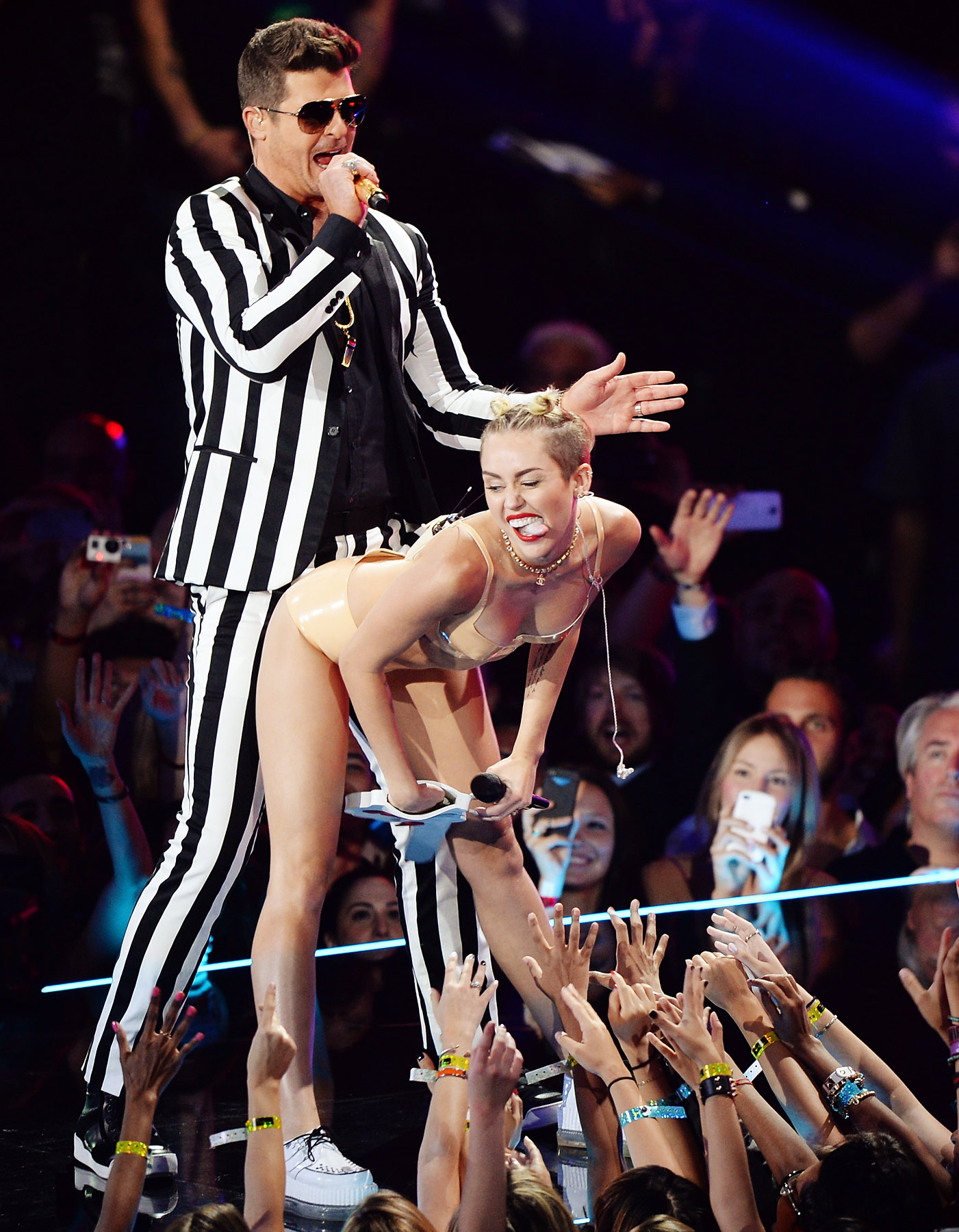 Robin Thicke and Miley Cyrus MTV Video Music Awards