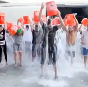 Ice Bucket Challenge Celebrities Dump Freezing Water Over Their Heads