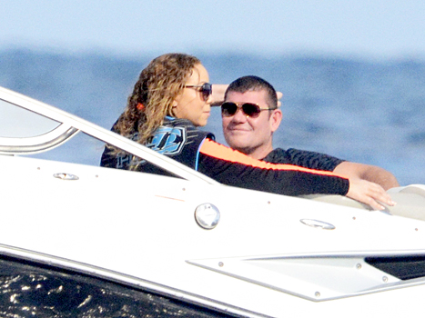 Mariah Carey and James Packer on speedboat
