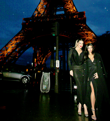 Khloe Kardashian and Kim Kardashian Carousel