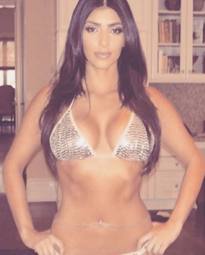 Kim kardashian bb9691ea fb8c 4c2a 90c3 d9cfae37513c