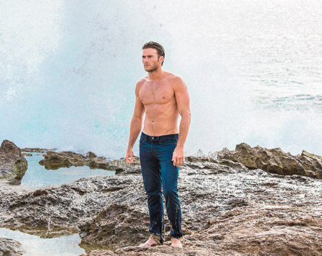 Scott Eastwood Models for Davidoff Cool Water, Looks Insanely Hot