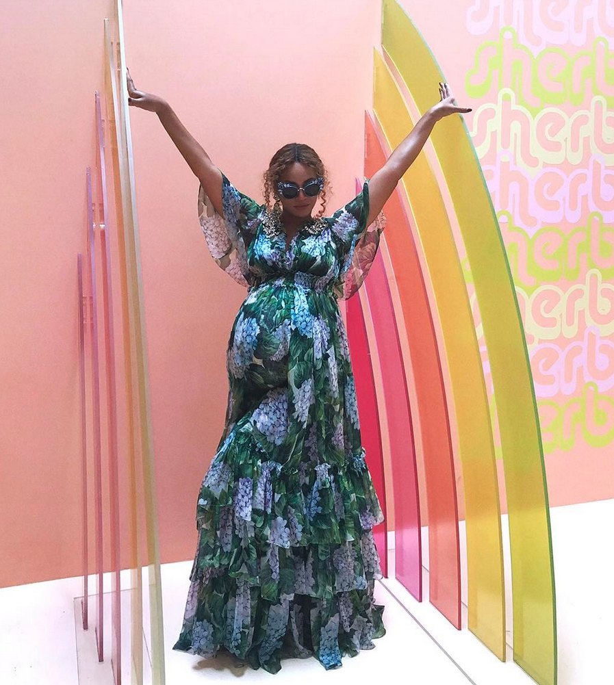 Beyonce's Twin Pregnancy Style: Photos