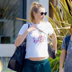 behati prinsloo baby bump