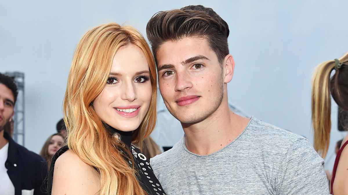 Bella Thorne Greg Sulkin