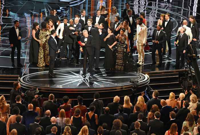 La La Land Moonlight Best Picture Oscars 2017 Warren Beatty