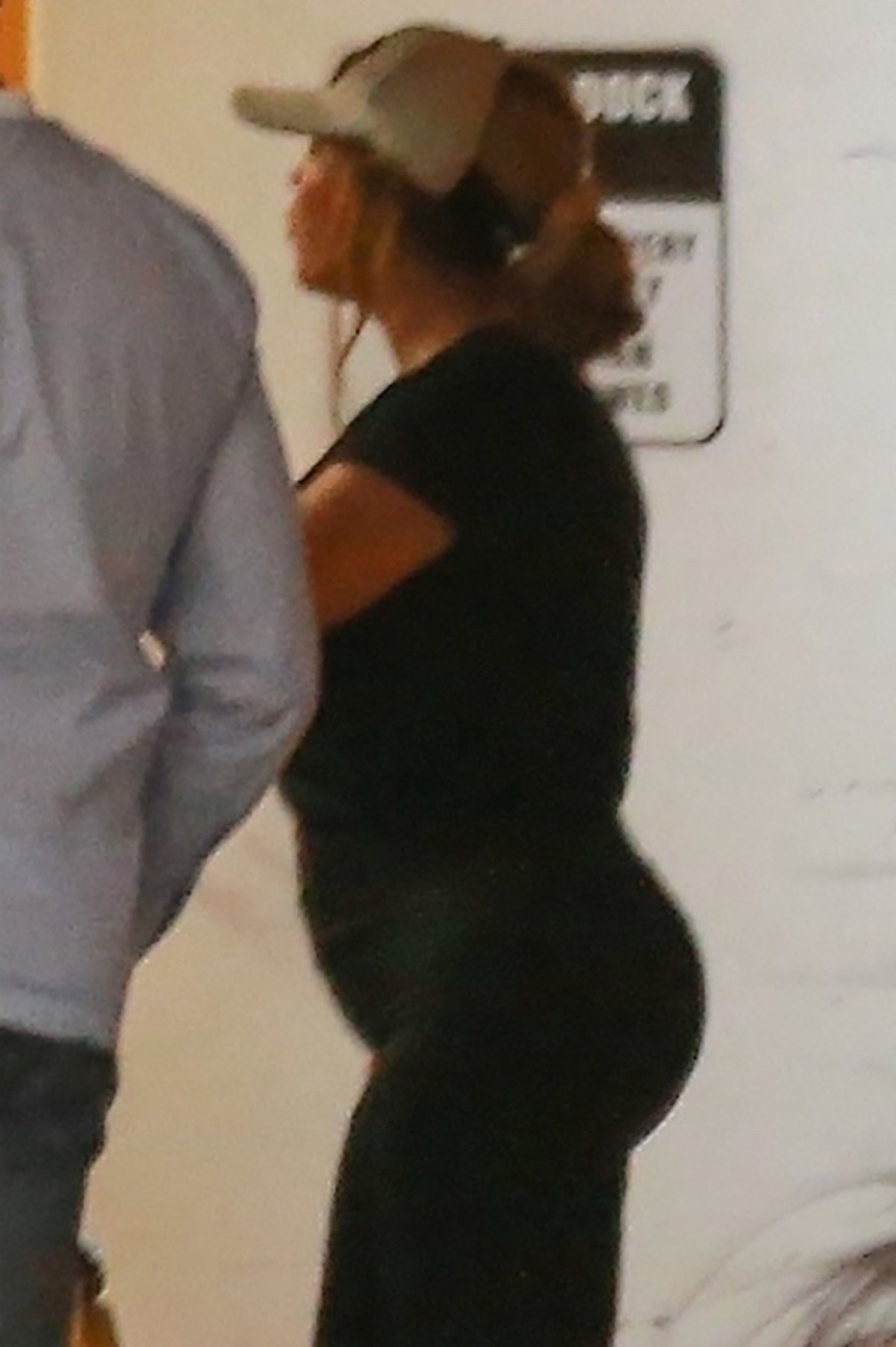 Beyonce and Jay-Z Share a Kiss Before SoulCycle Workout | Us Weekly