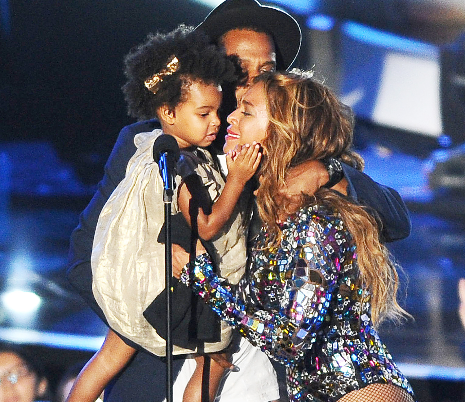 Beyonce Is Pregnant Internet Is Obsessed With Blue Ivy Memes