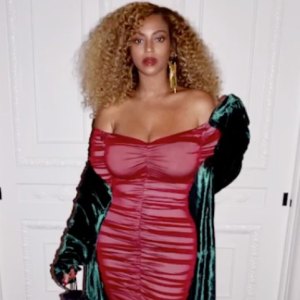 Beyonce Shows Off Post-Baby Body in Red Bodycon Dress