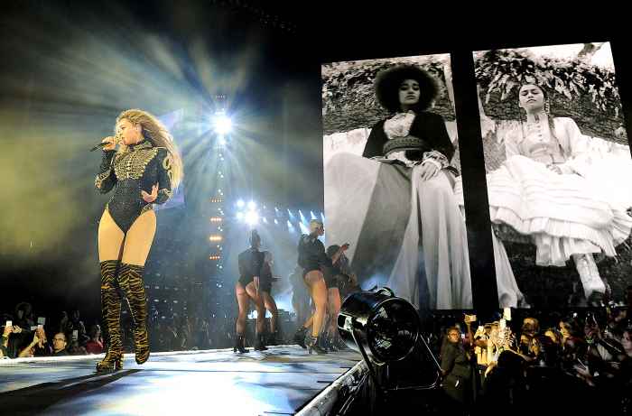 Beyonce Snuggles With Blue Ivy in Heart-Melting New Photo Before Tour ...