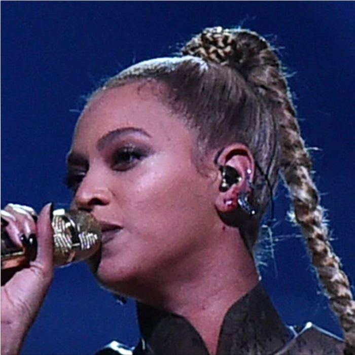 Beyonce Rips Earlobe at Tidal Concert, Keeps Performing | Us Weekly