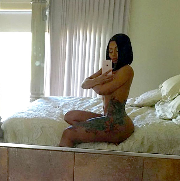 Rob And Blac Chyna Sex Pics - Blac Chyna Posts Nude Photo Days Before Giving Birth