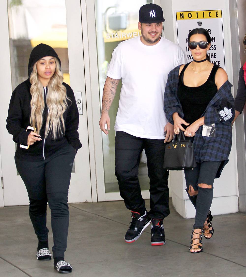 Kim Kardashian is seen leaving Nate'n Al Delicatessen in Beverly Hills, California after enjoying lunch with her brother Rob Kardashian and his fiance Blac Chyna on April 26, 2016.