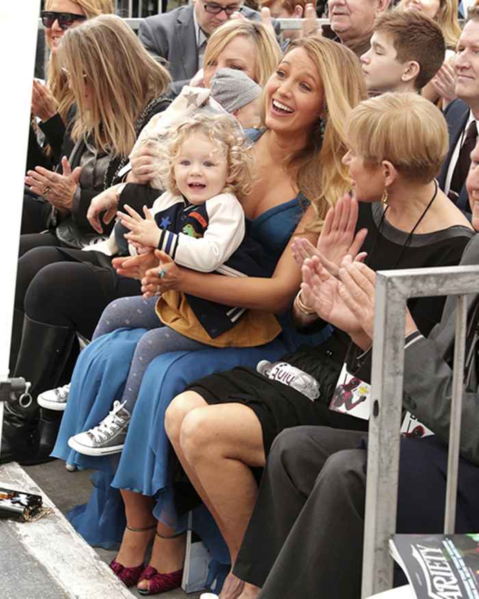 Blake Lively with her daughter