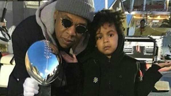 Blue ivy jay z zoom ad170368 ad99 42f4 8f3c 2ff7eb3be3ed
